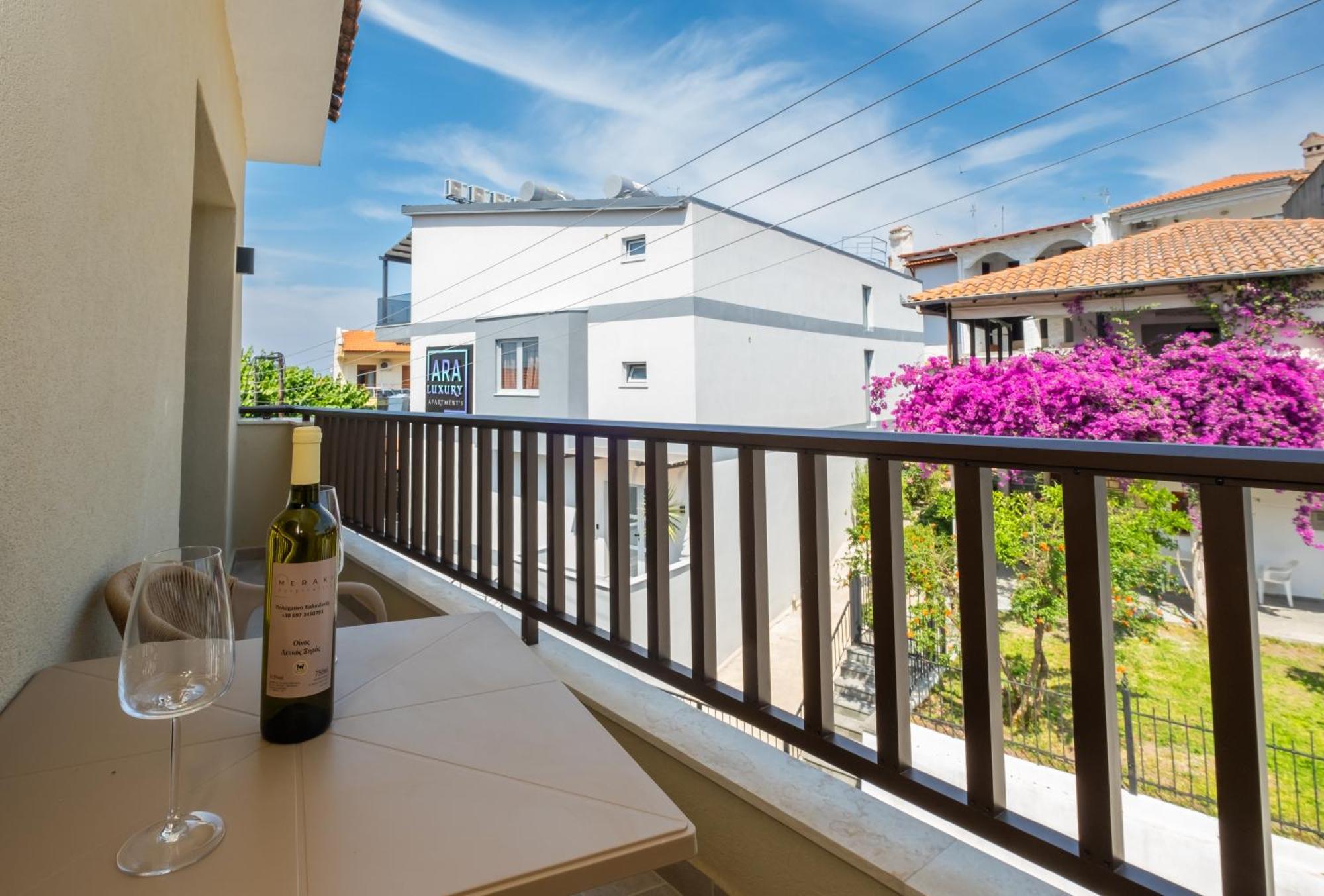 Meraki Hospitality Appartamento Polychrono