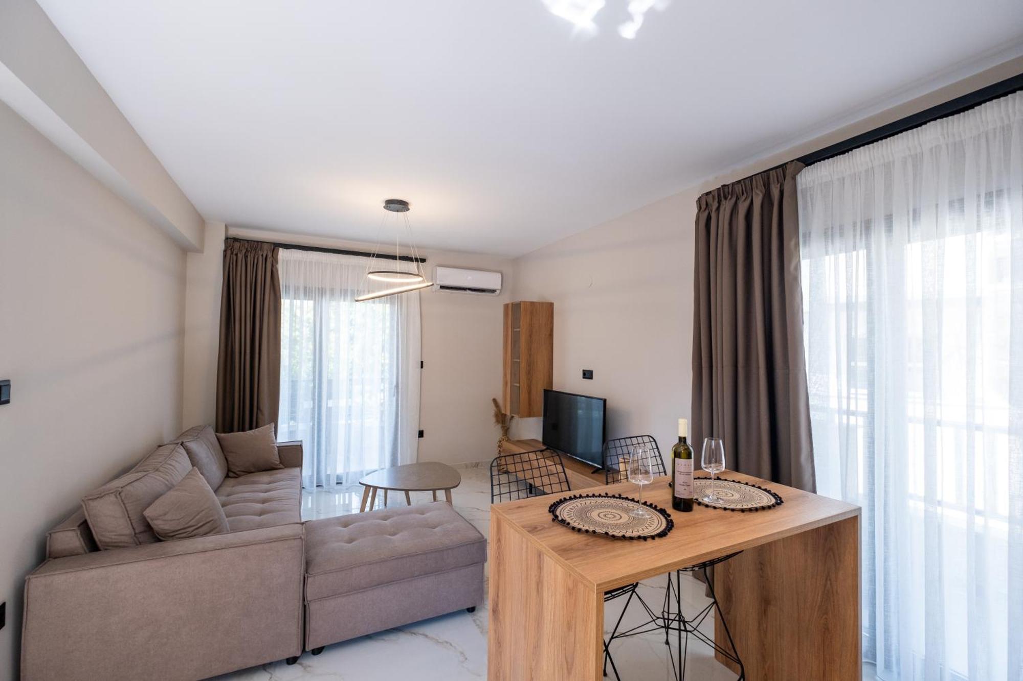 Meraki Hospitality Polychrono
